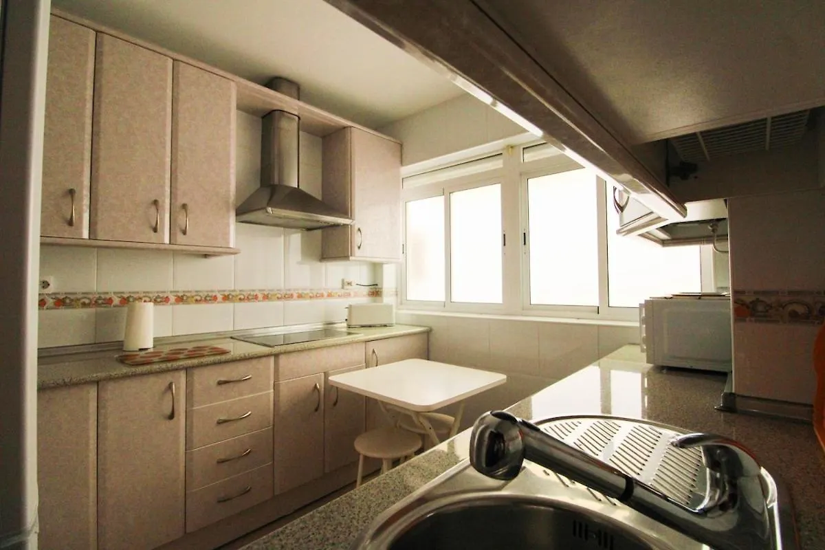 Three Bedrooms In La Caleta Cadice